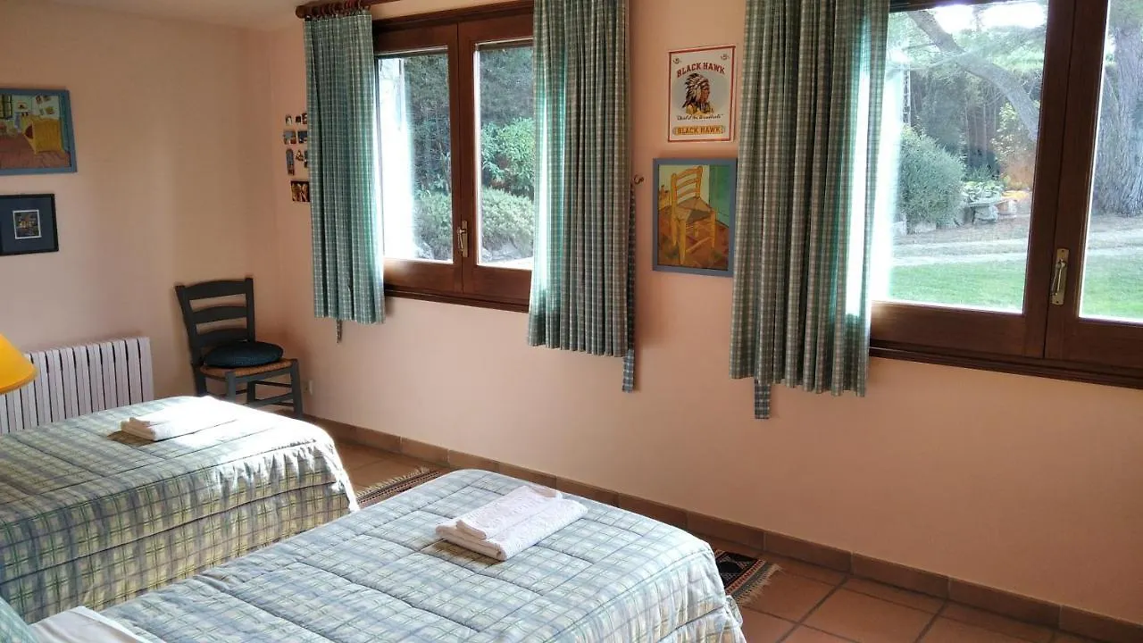 Les Margarides Villa Seva 0*,